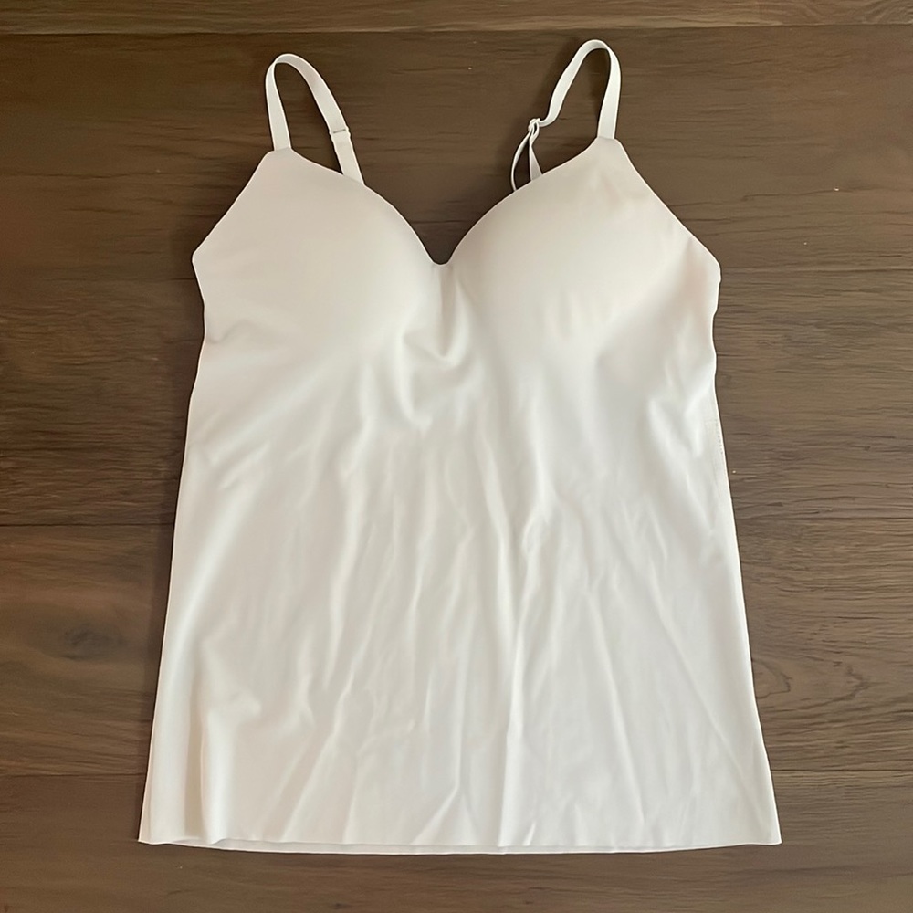 Uniqlo airism bra top